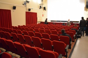 guardami negli occhi attualità _cinema_ridotto_teatro_del_popolo_21
