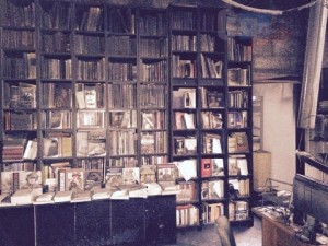 biblioteca ass.waltr tobagi - cultura