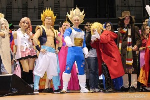 COSPLAYERS sul palco di Cartoomics 3 libri