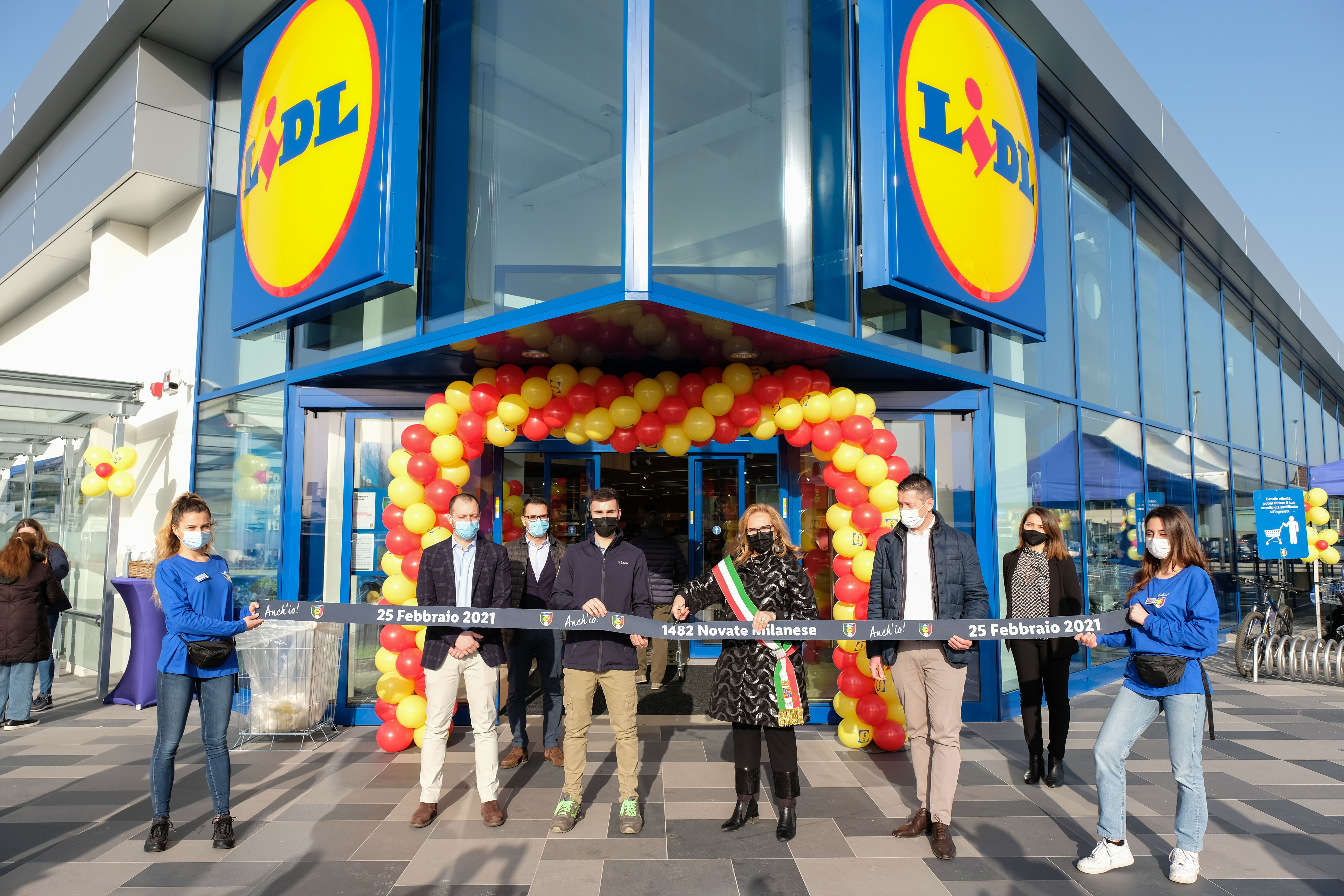 Lidl Novate_taglio del nastro