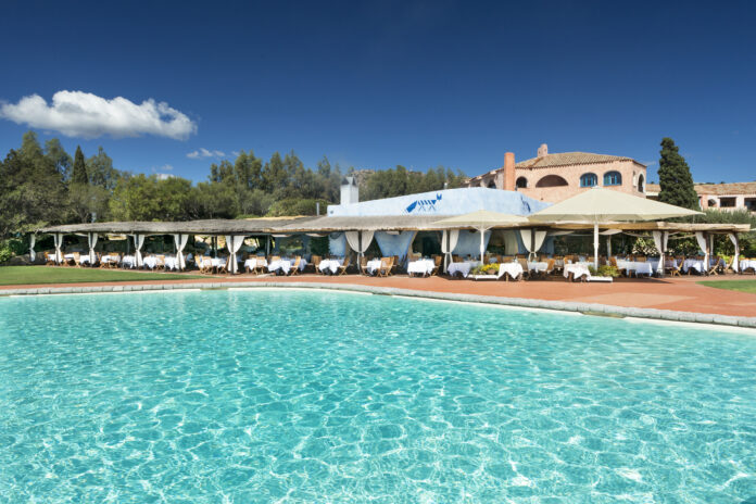 Barbecue Restaurant and Swimming Pool-