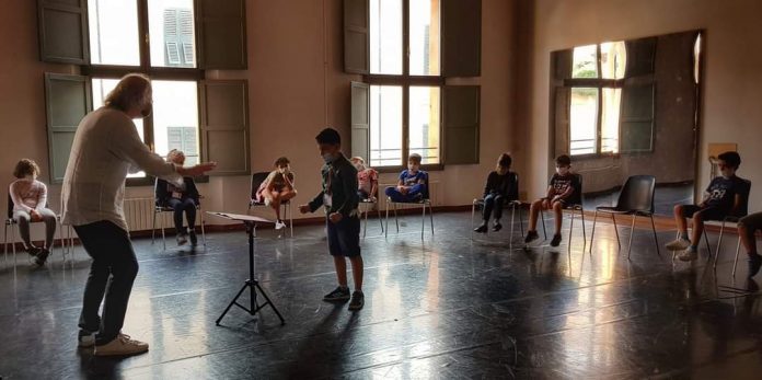 Quotidiano online Dietro La Notizia