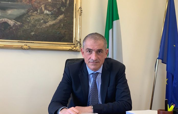 Quotidiano online Dietro La Notizia