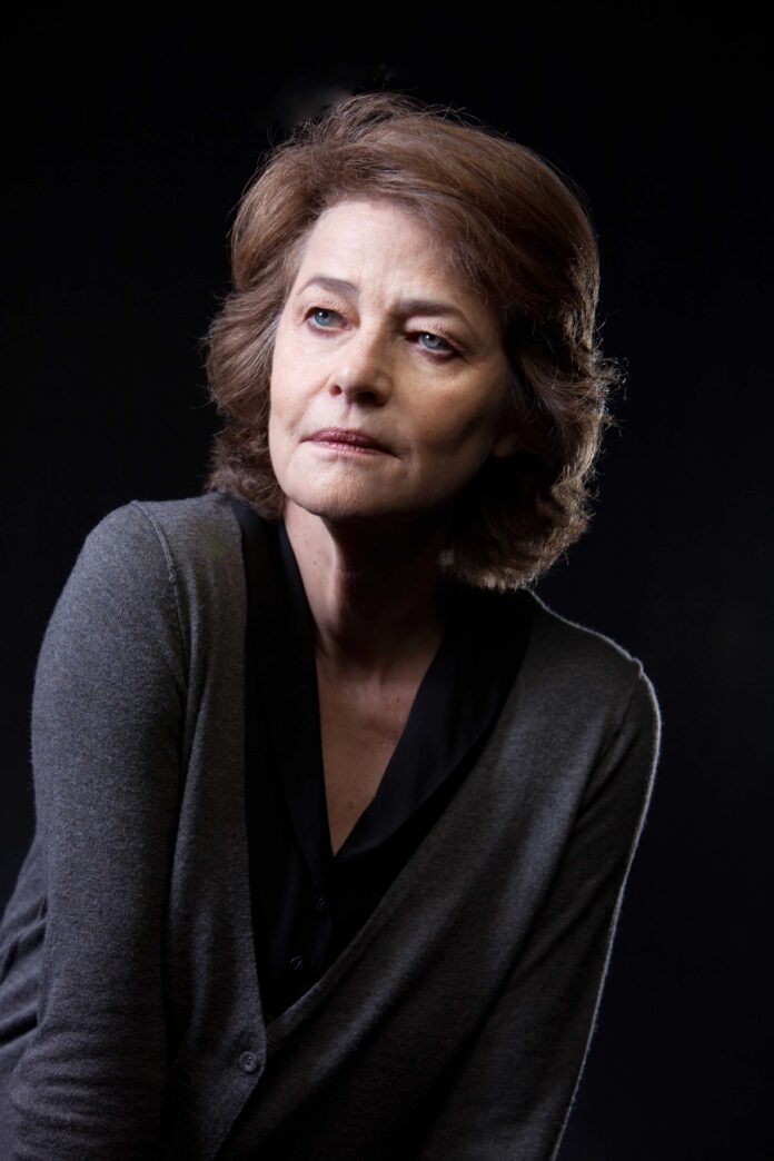 Portrait Charlotte ramplng-Nevers 8 fevrier 2014