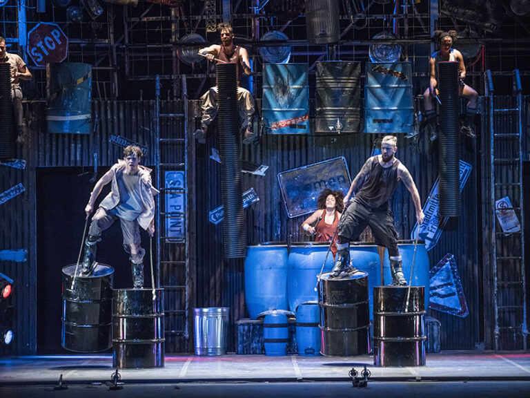 STOMP
