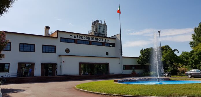 facciata_aeroporto_nicelli