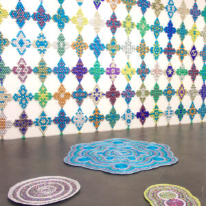 Enrica_Borghi_Muro_polistirene_pellicola_in_alluminio_ Ph_Muriel_ Anssens
