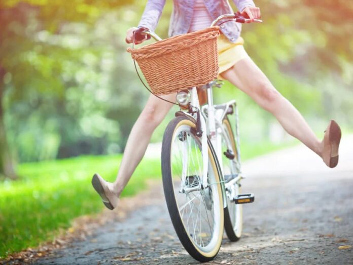 Donna-bicicletta