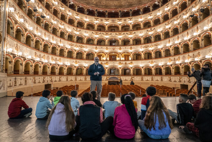 Una notte a teatro