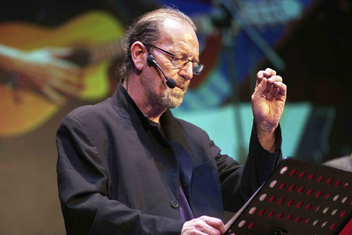 ALLA_RICERCA_DEL_CABARET_PERDUTO_Flavio-Oreglio-