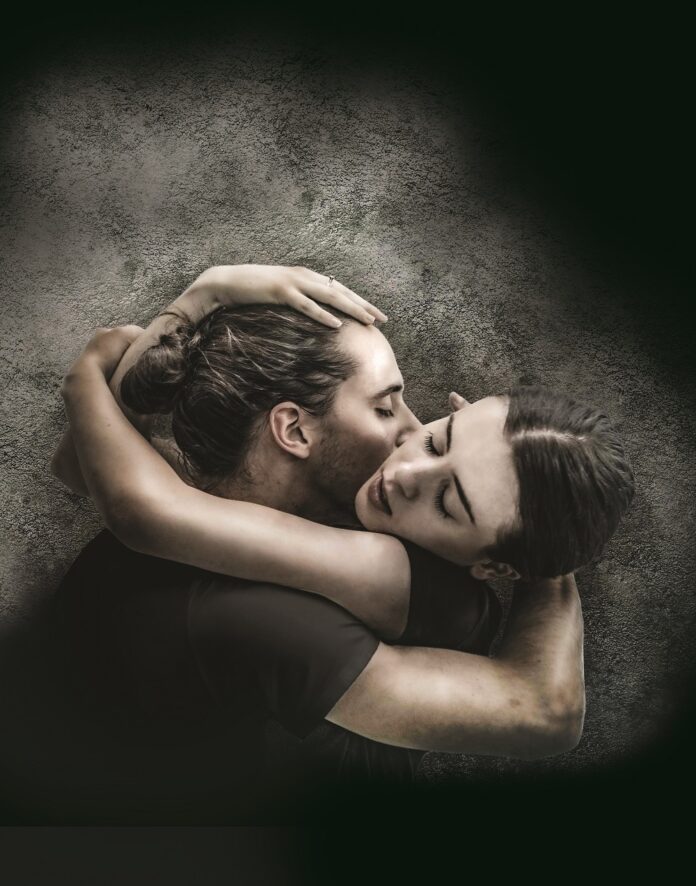 Carola-Puddu-e-Paolo-Barbonaglia-Giulietta-e-Romeo-di-Fabrizio-Monteverde-Balletto-di-Roma