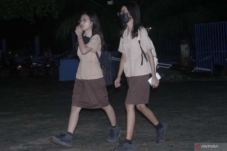 studenti_indonsiani_di_kupang