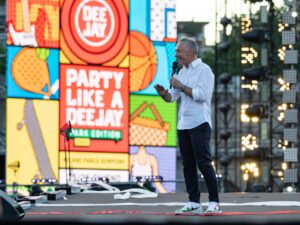 Party Like a Deejay