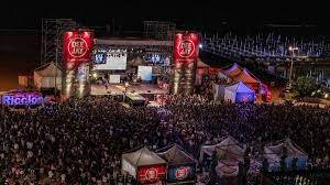 Deejay On Stage