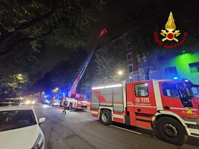 incendio_via_lomellina_milano