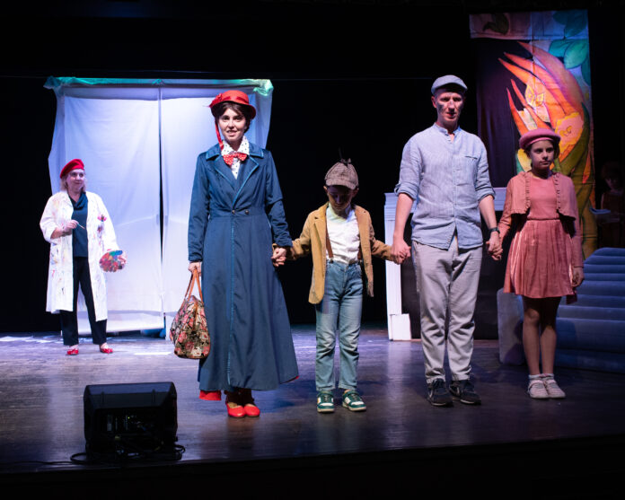 Mary Poppins