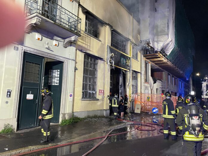 incendio_via_varesina