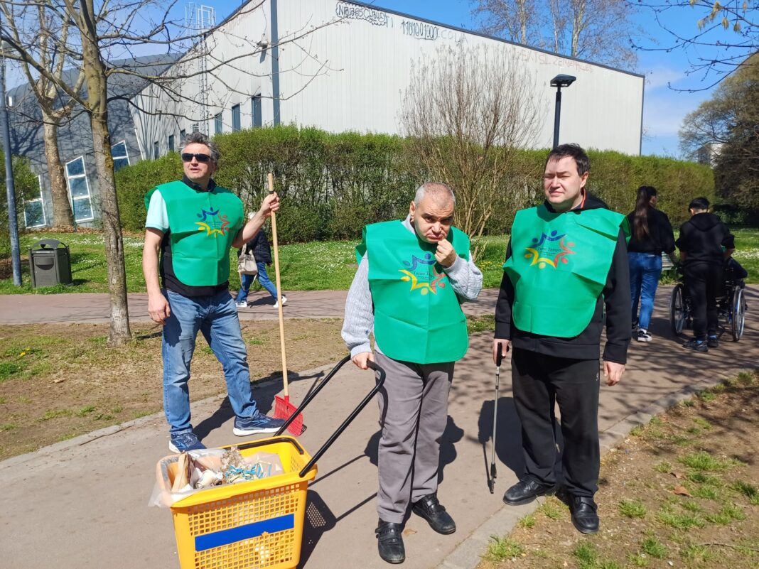 pulizia-parco-ghezzi-novate-cdd-terzo-tempo pulizia-parco-ghezzi-novate-cdd-terzo-tempo