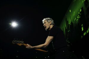 RogerWatersThisIsNotADrill-031723_CAM-B_