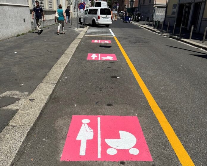 milano-parcheggio-rosa