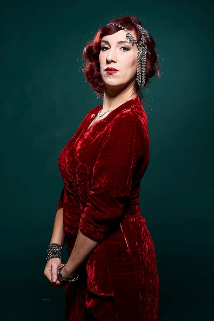 Corinna-Grandi.