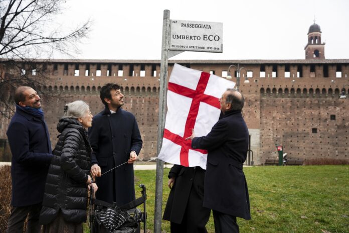 passeggiata-umberto-eco