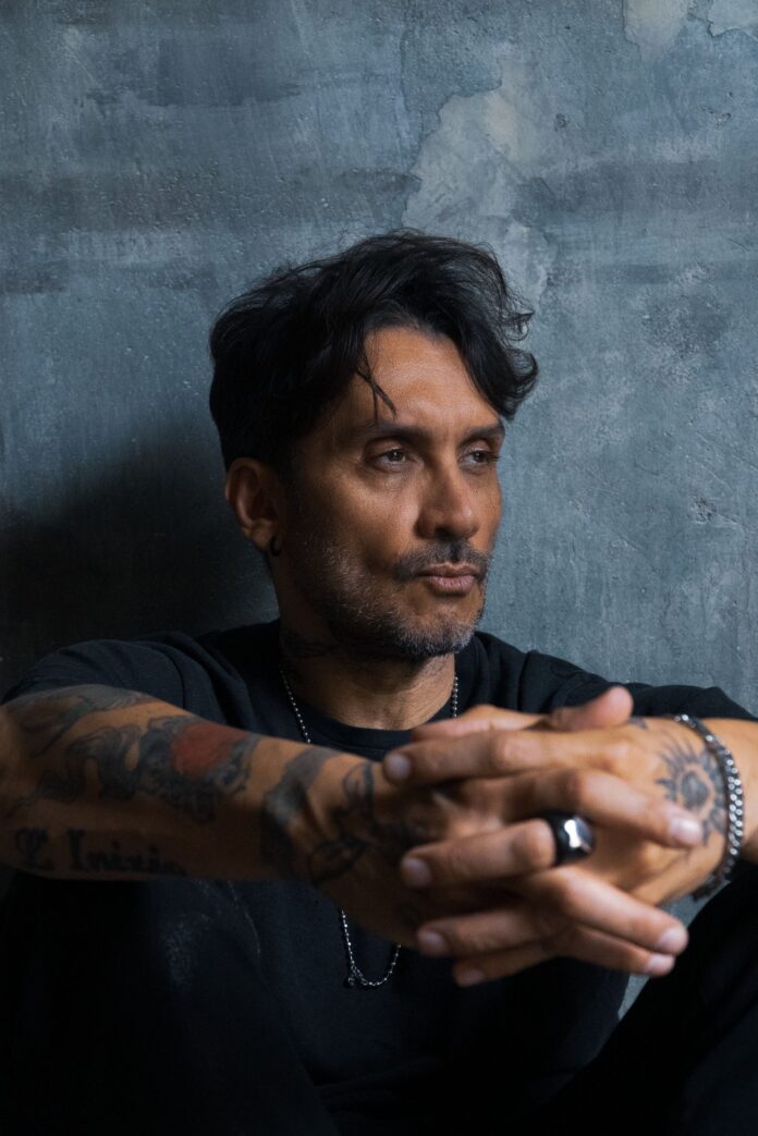 Fabrizio-Moro_ph-SHIPMATE_