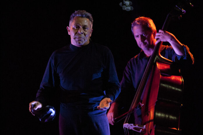 MARCO-SGROSSO-BASSO-NAPOLETANO-Foto-di-scena-Archivio-Vivo-4