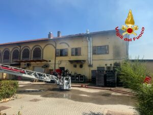 lainate-agricola-incendio