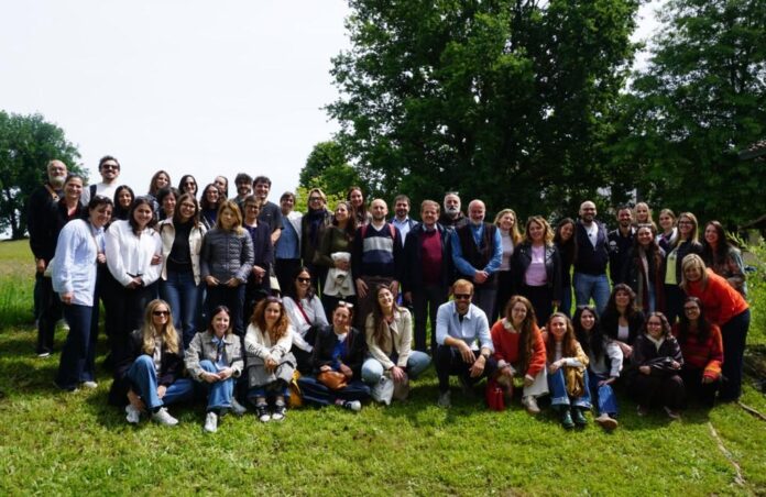 staff-arché-con-padre-giuseppe-bettoni
