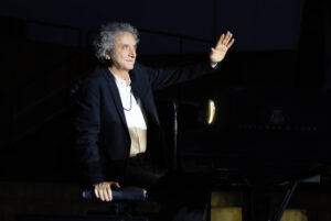 Dettagli allegatoRoberto-Cacciapaglia-FOTO-2-credit-Anastasiya-Tymofyeyeva-