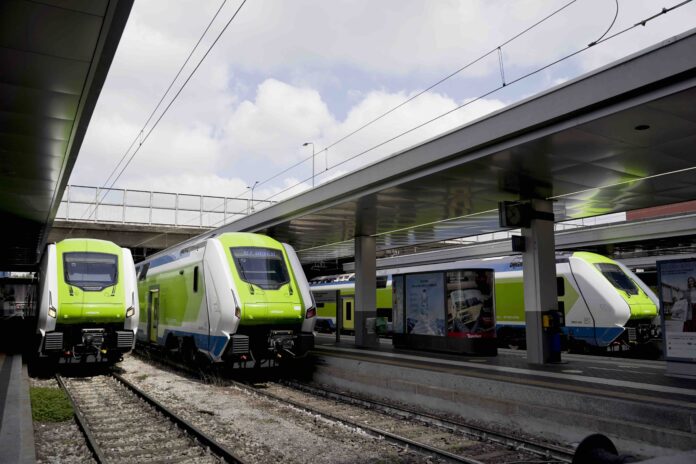 Treno_Caravaggio_Stazione_MI Garibaldi_