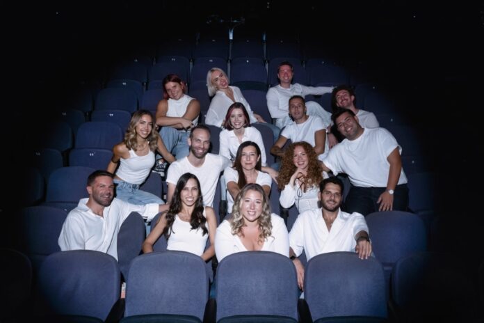 Gloria-Il-Musical_ensemble-e-coreografi.